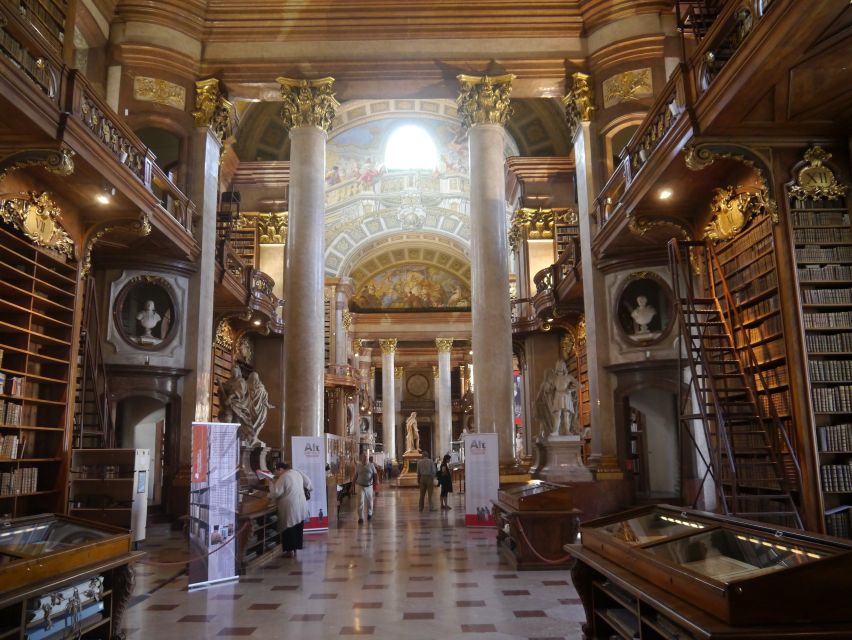 Vienna: Skip-the-Line Hofburg Ticket & Sisi Museum Tour - What you get from a small group guide, and why it matters