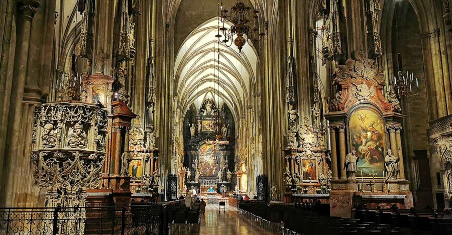 Vienna St. Stephen's Cathedral and city walk - From medieval Vienna to Franz Joseph I, the old town walk in context