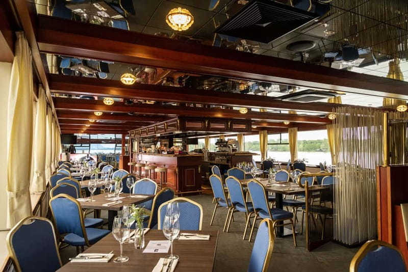 Vienna: Sunset Summer Cruise - Fireworks, if your night includes them