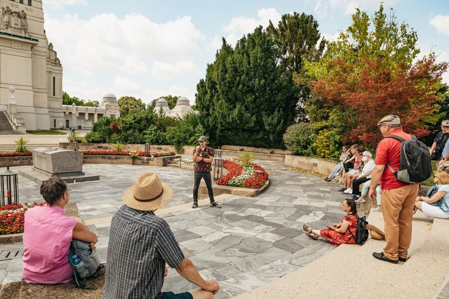 Vienna: Vienna Central Cemetery Guided Walking Tour - Finding meaning at Luegerkirche and the cemetery’s architectural cues