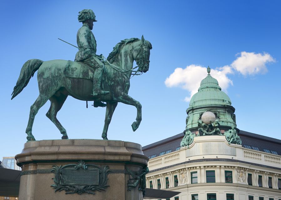 Vienna: World War II Historical Walking Tour - Price and Value for a 150-Minute Live Guide Tour