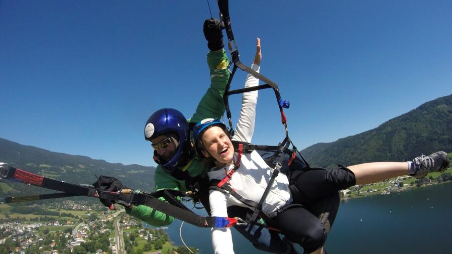 Villach/Ossiachersee: Paragliding "Action" Tandemflug - Meeting Point, Transport, and Getting Up to the Launch