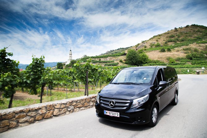 Wachau Valley Private Tour With Melk Abbey Visit and Wine Tastings from Vienna - The Heurigen Wine Tasting: How the Wachau Wines Are Meant to Be Read