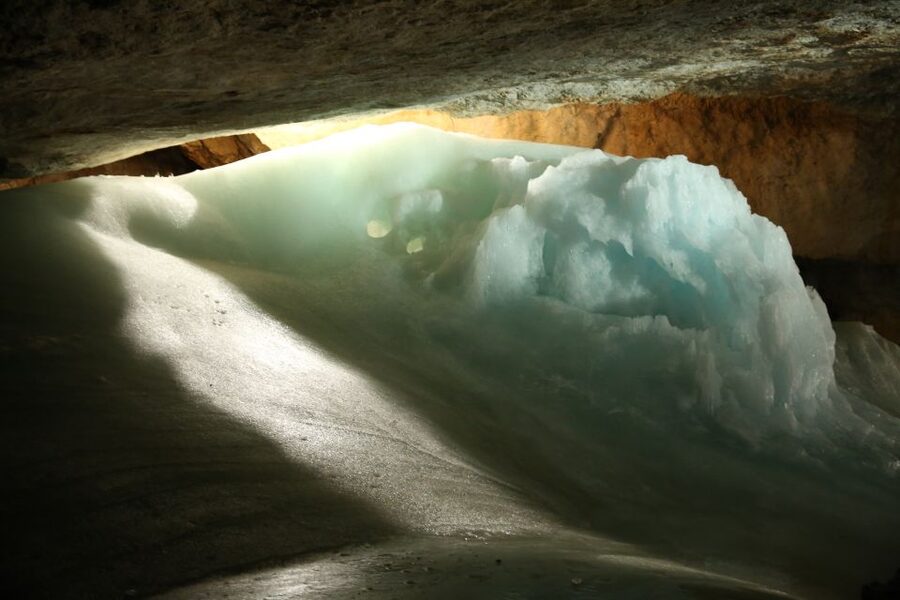 Werfen Ice Caves Private Tour - What to wear and bring for an ice cave day