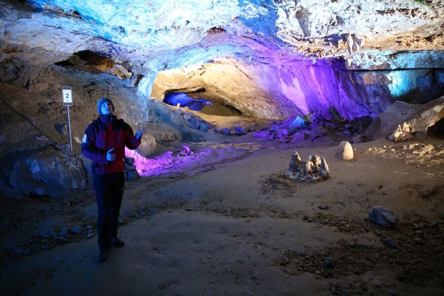 Werfen Ice Caves Private Tour - Salzburg pickup and the gondola to the ice entrance
