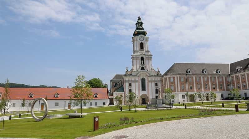 Wilhering Abbey: Discover 875 years of history! - Key things you will notice at Stift Wilhering