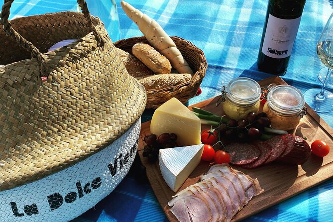 Wine Picknick overlocking vienna - Why this Vienna wine picnic feels worth the money