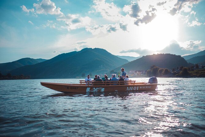 Wine tasting on traditional wooden boats in Wachau Valley - Getting the most from the 2-hour timing