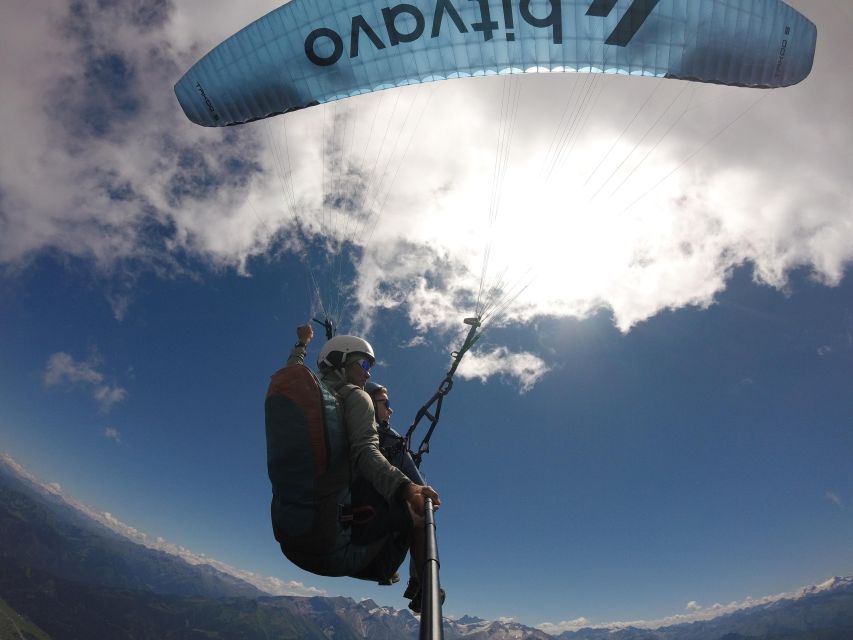 Zell am See: Paragliding Tandem Flight - Riding a normal flight vs. a thermal flight in summer