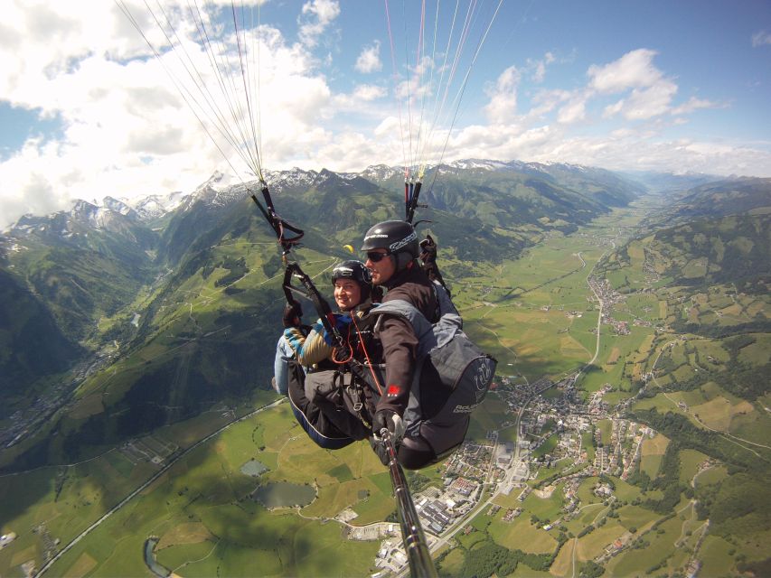 Zell am See: Schmittenhöhe Tandem Paragliding Flight - What a tandem paragliding flight feels like in real terms