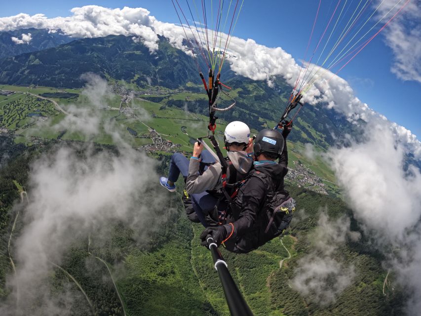 Zell am See: Schmittenhöhe Tandem Paragliding Flight - Who should book, and who should think twice